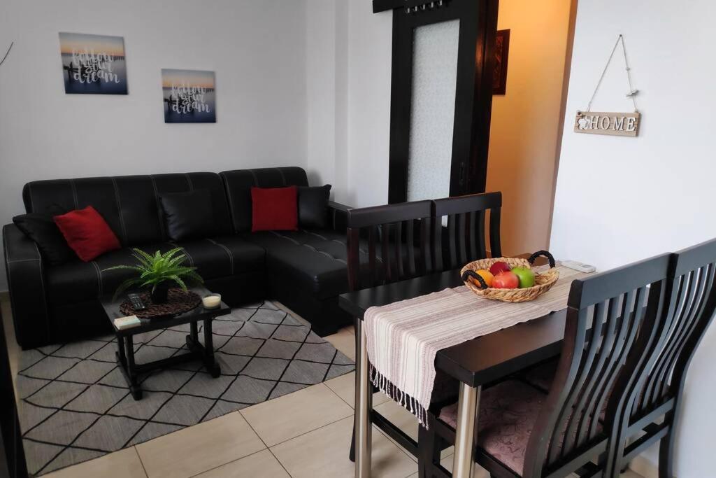 Iris Room Metamorfosi  Luaran gambar