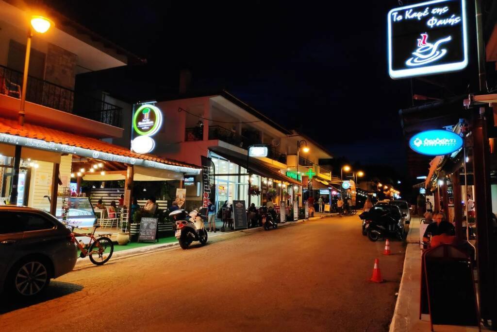 Iris Room Metamorfosi  Luaran gambar