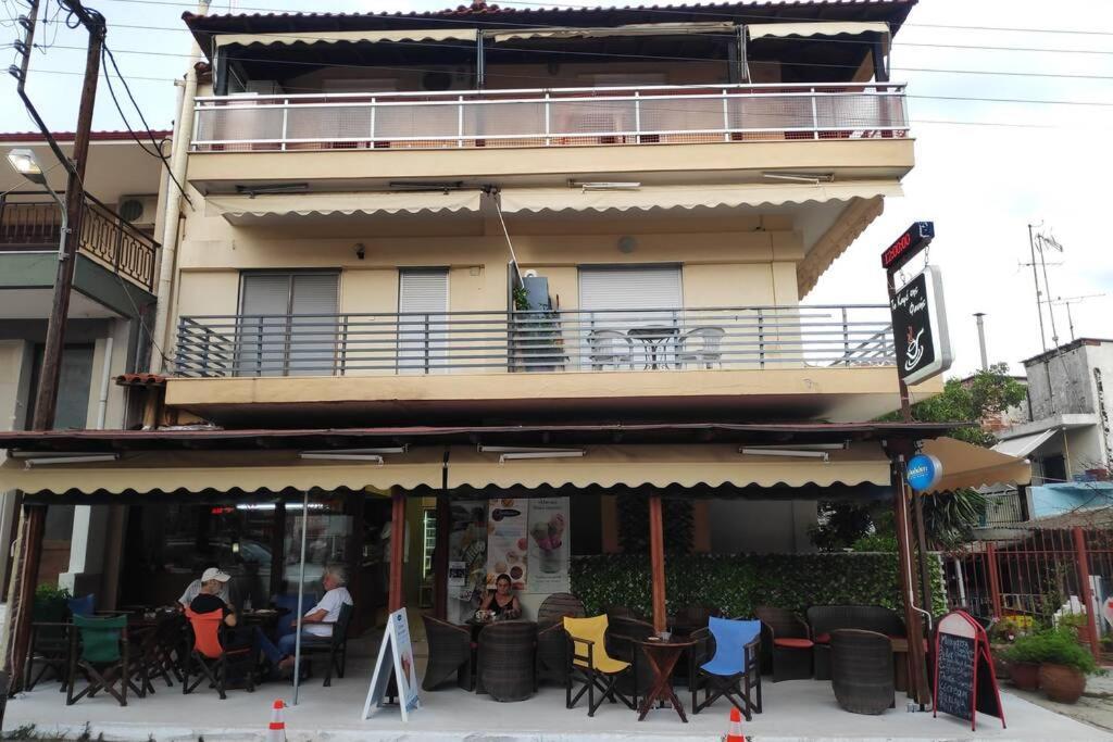Iris Room Metamorfosi  Luaran gambar