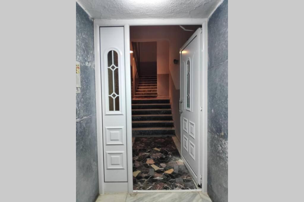 Iris Room Metamorfosi  Luaran gambar